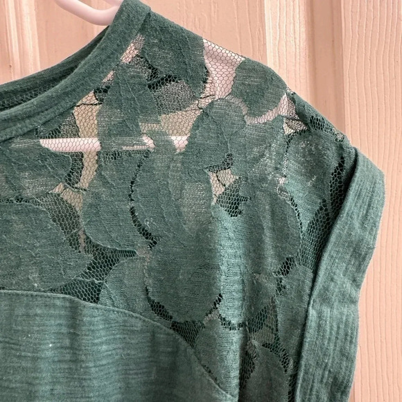 Merona green short sleeve with lace top - Picture 4 of 8